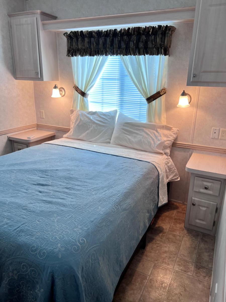 Little Lake Kerr-Maid - Housity