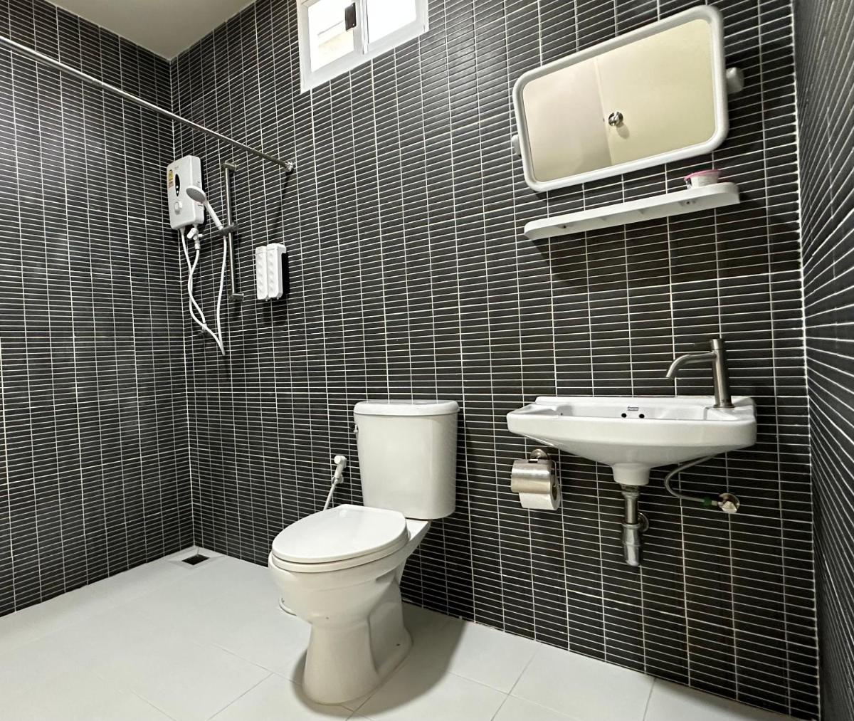 Juni House Chumphon - Housity