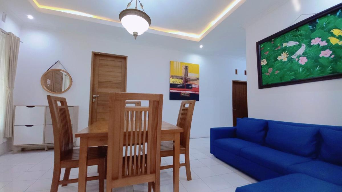 Nusawiru Guest House - Housity