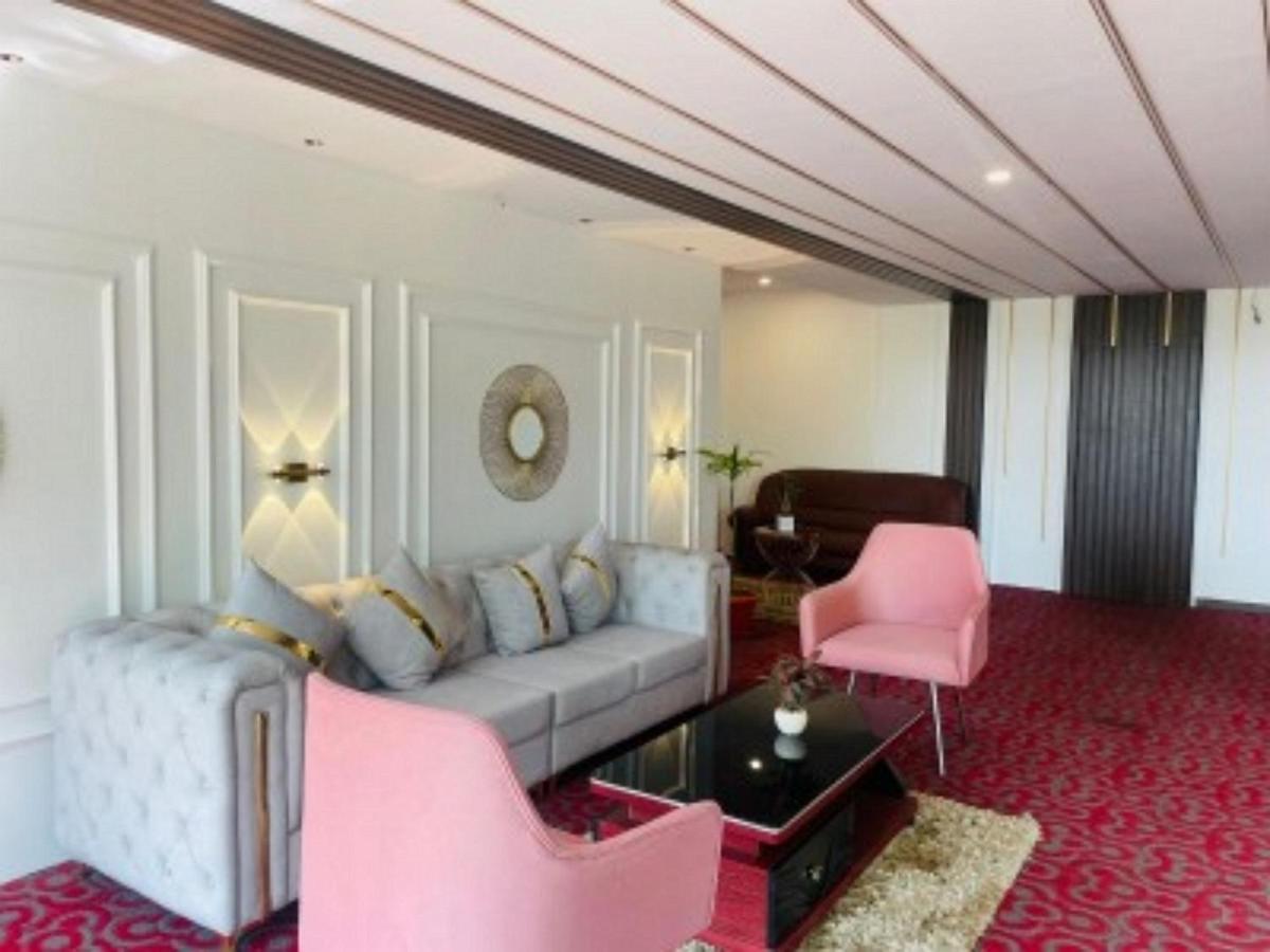 VOVO HOTELS - Housity