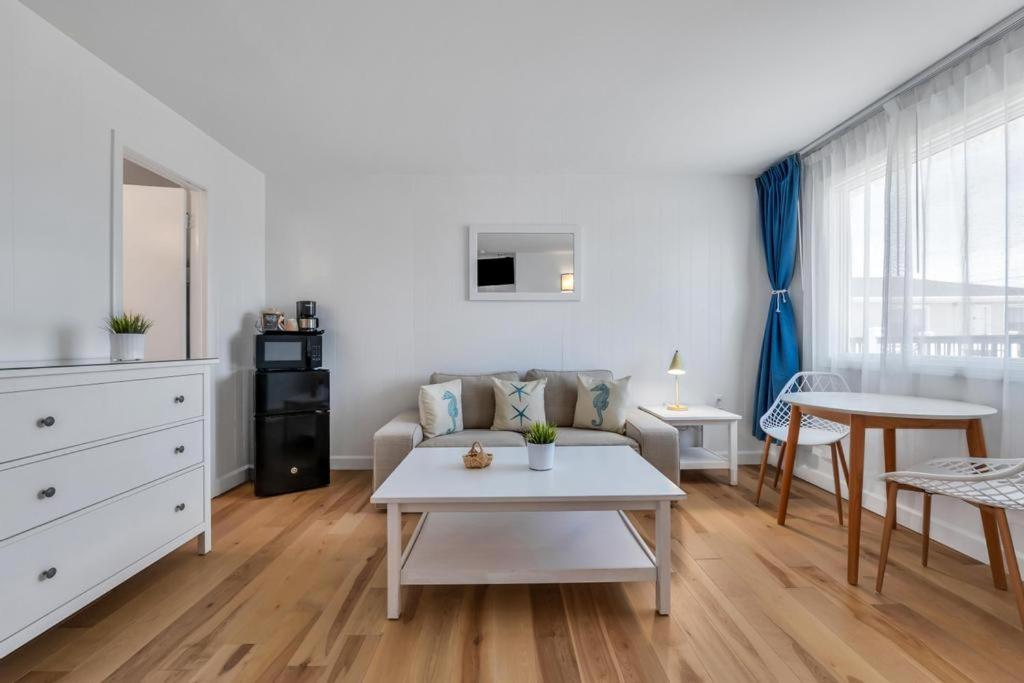 The Ocean Resort Inn - Housity