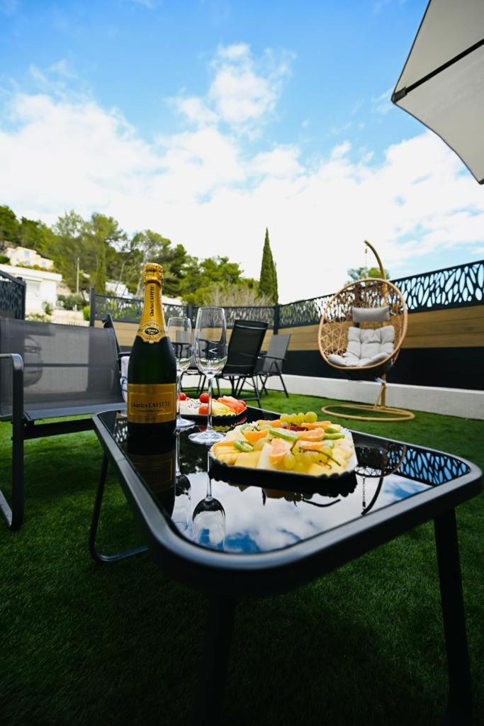 Cocooning LE MUGEL aux portes des calanques de Cassis & SPA - Housity