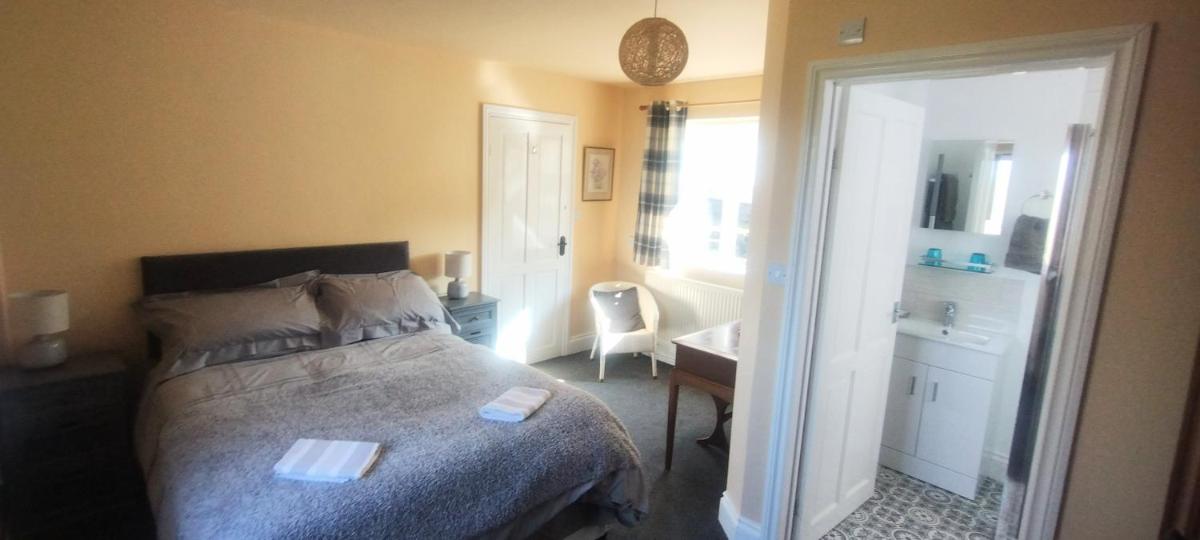 Yew Tree Cottage - Housity
