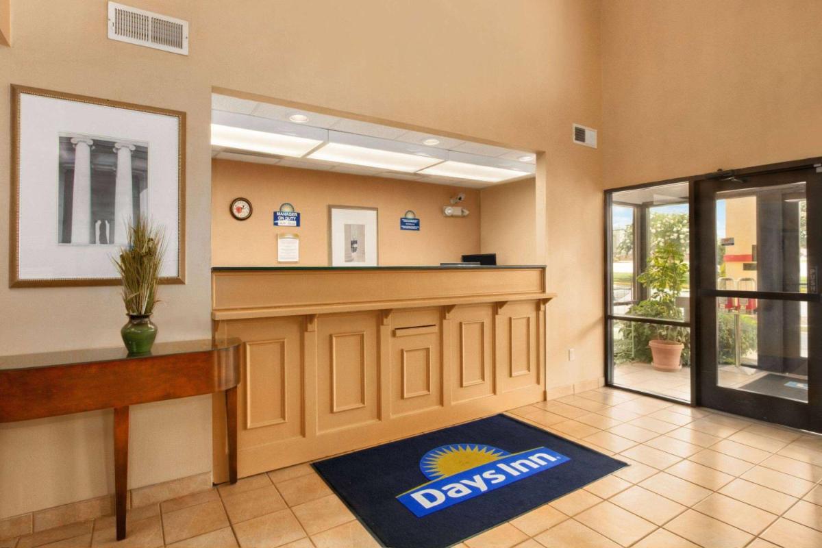 Days Inn by Wyndham Mauldin/Greenville - Housity