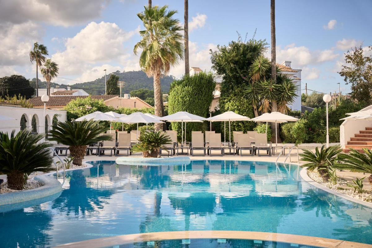Piscina en o cerca de Catalonia del Mar - Adults Only
