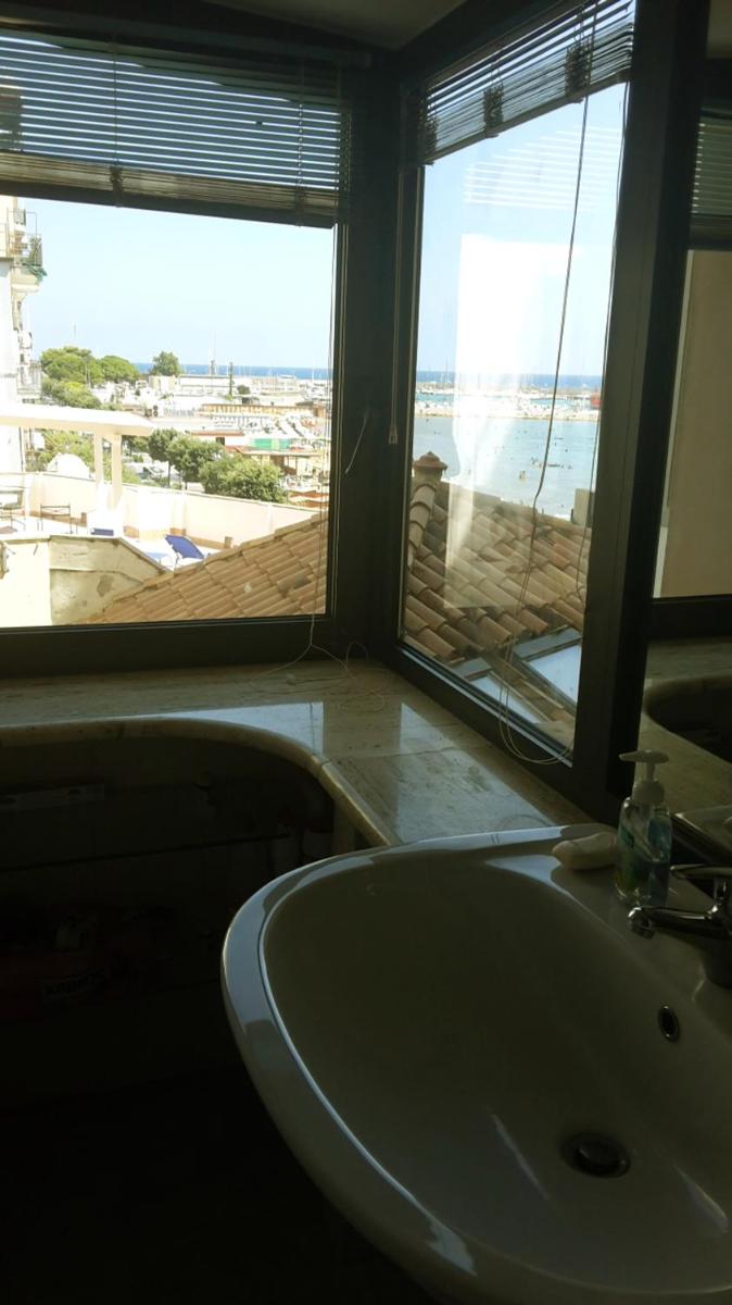 Rose Apartment - Housity