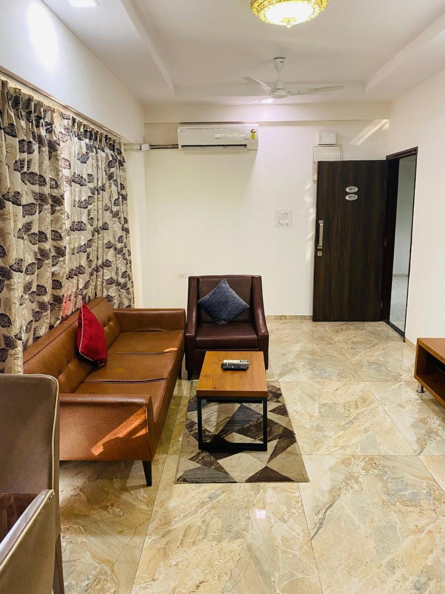 Mumbai House Luxury Apartments Santacruz East, Mumbai - Housity