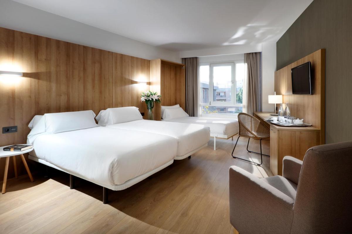 Hotel SB Corona Tortosa - Housity