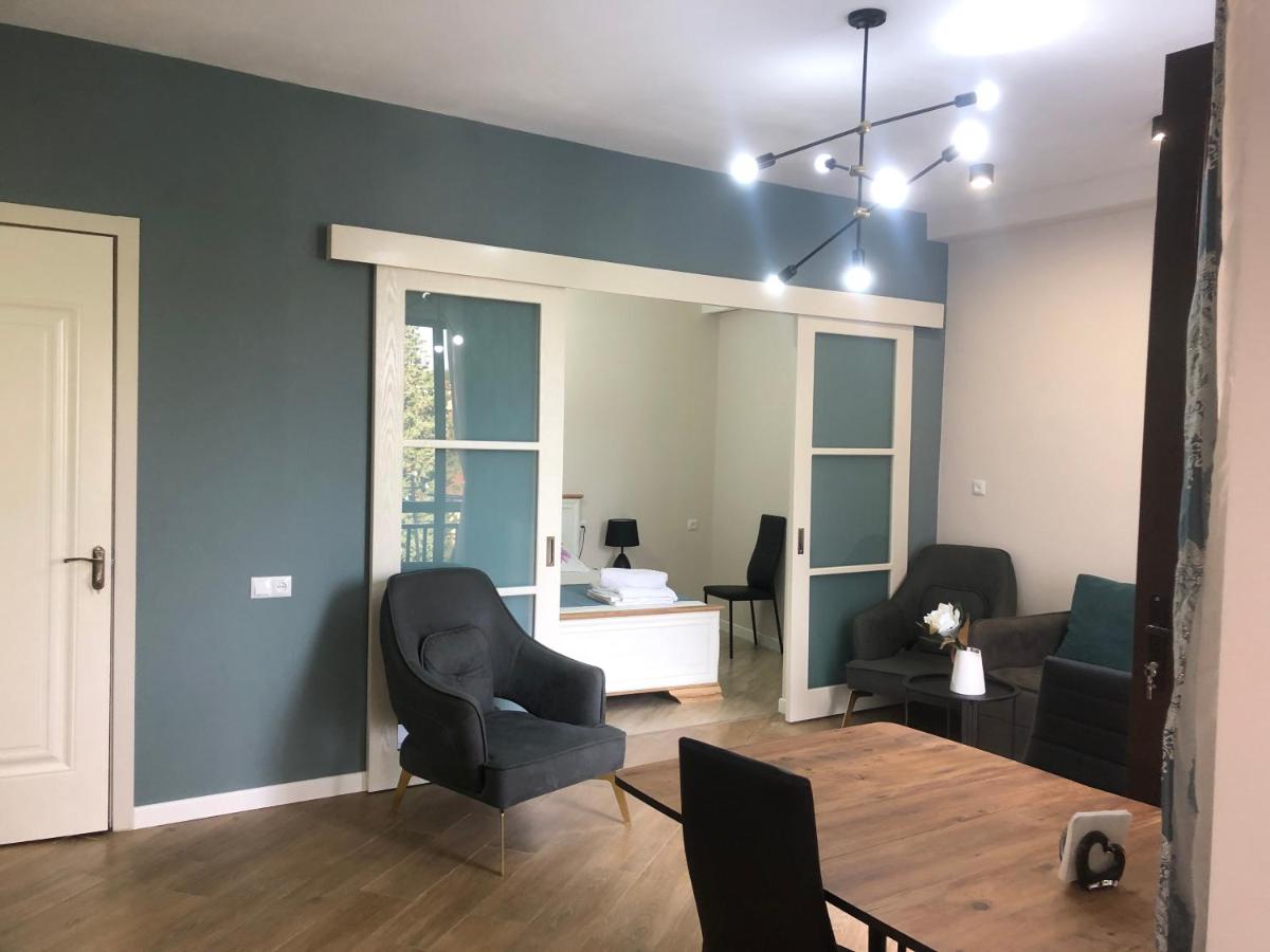 central square - Housity