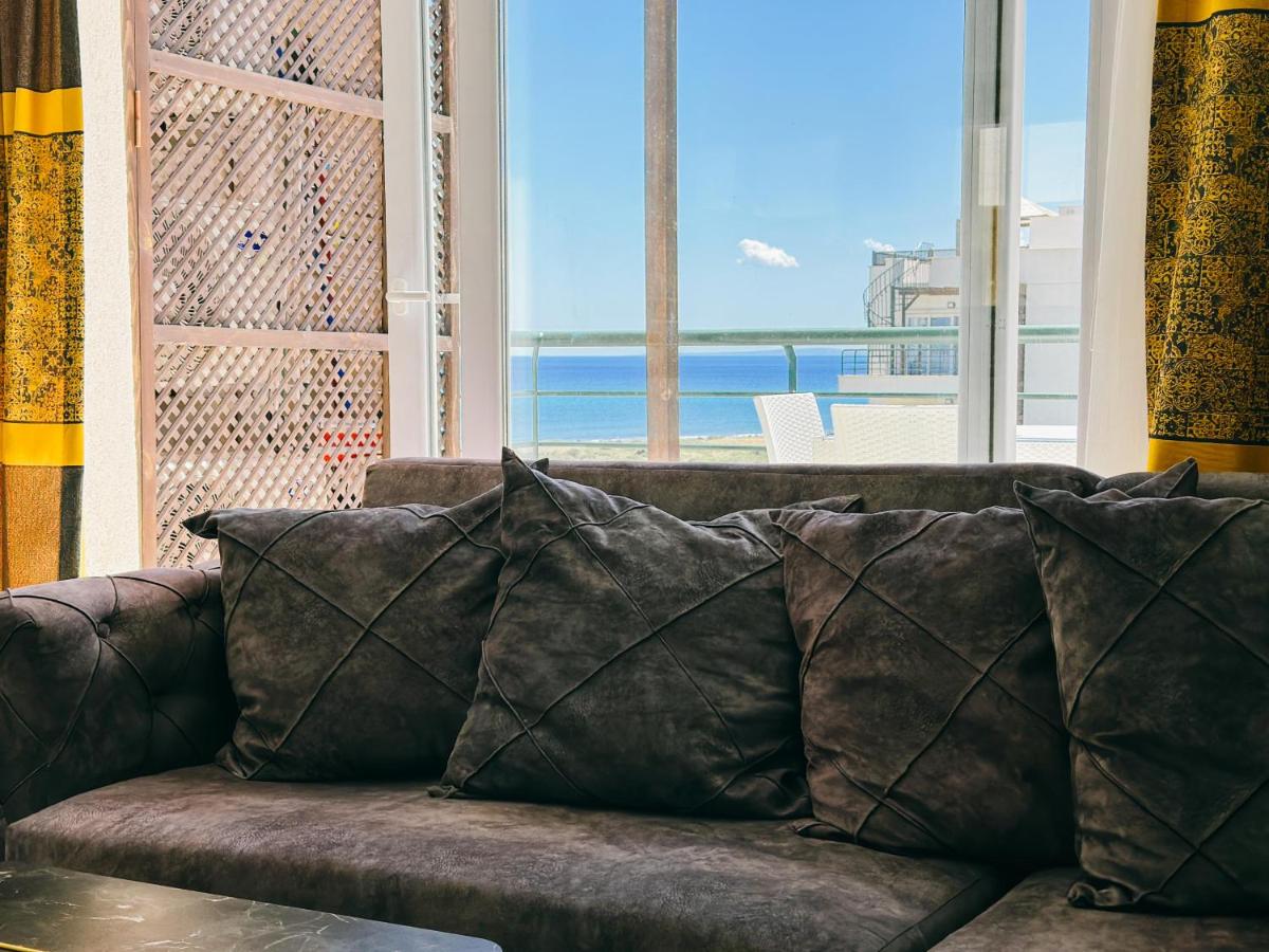 Stunning Modern Sea-View Two Bed Penthouse - Housity