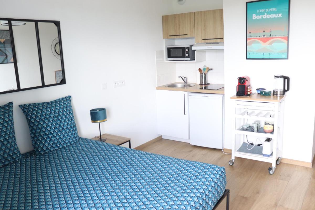 Le panoramique - Parking, Tram A, Netflix - Housity