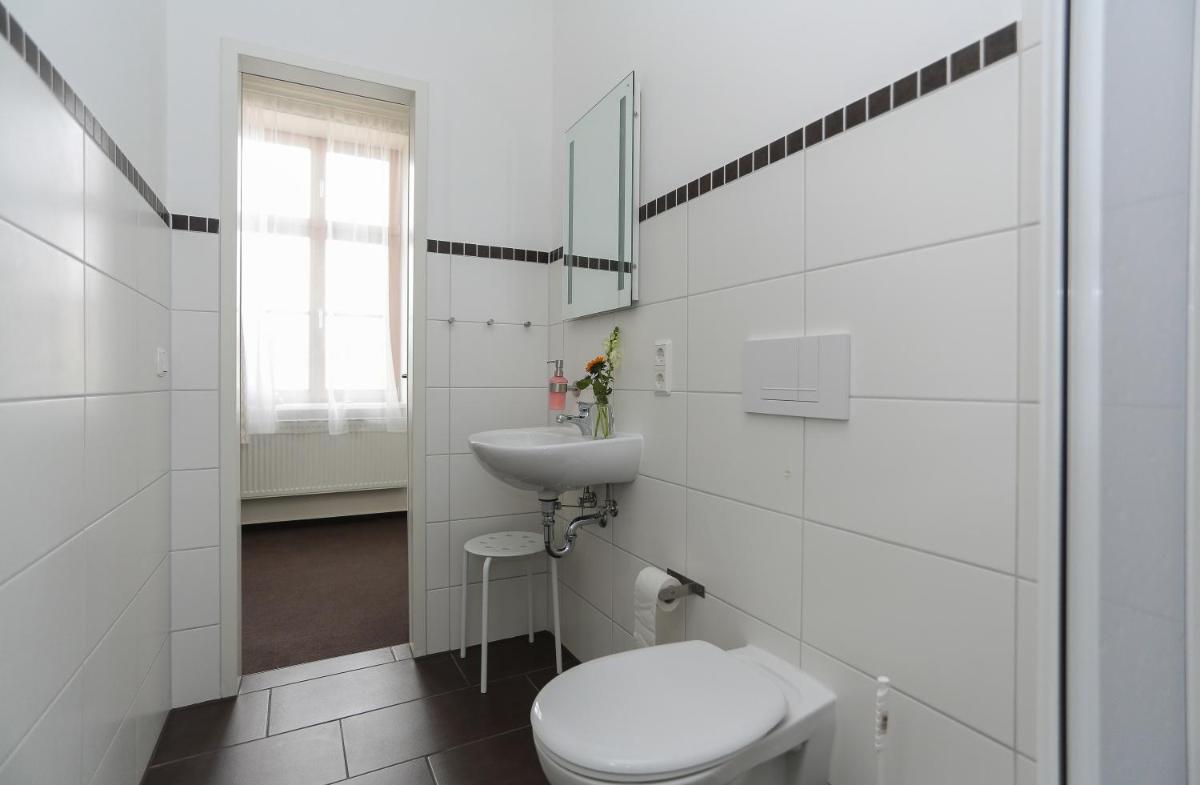 BEWOS Gästehaus - Housity
