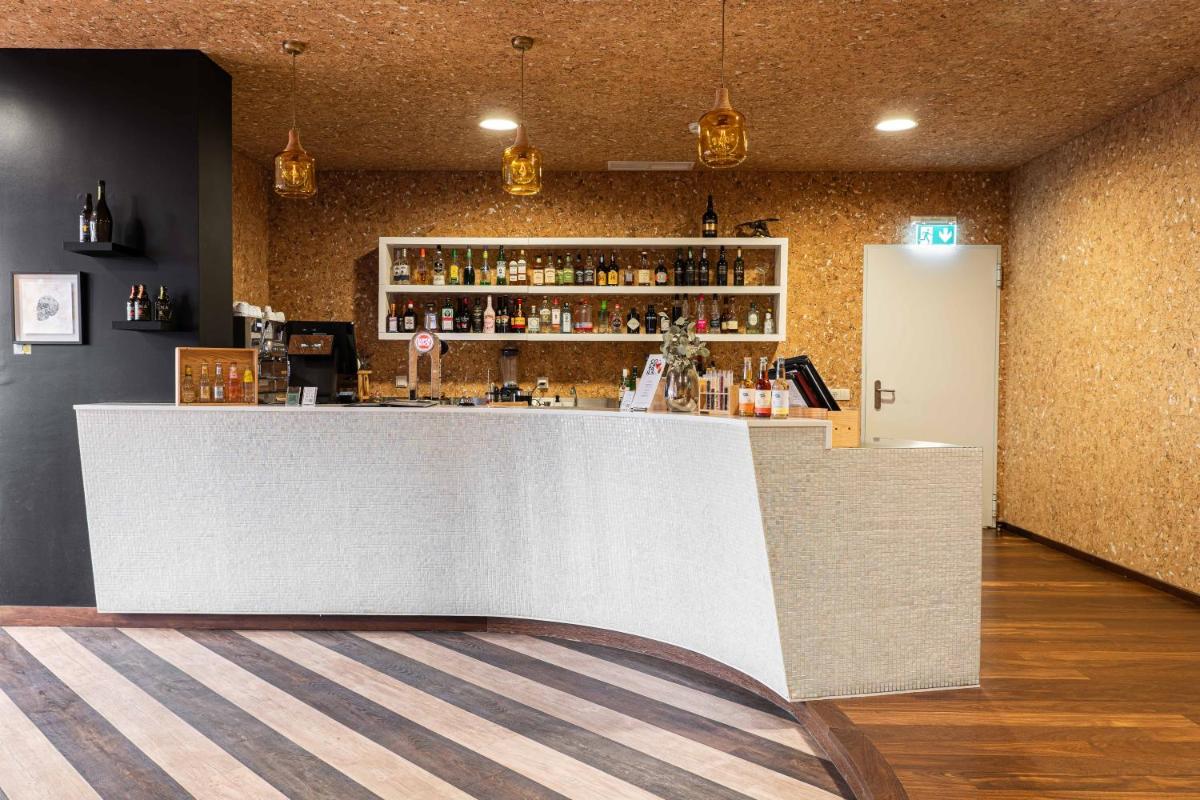 Bebidas em Pena Park Hotel