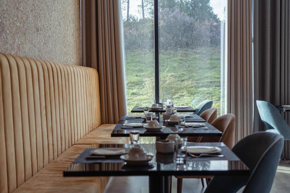 Imagem da galeria de Pena Park Hotel em Ribeira de Pena