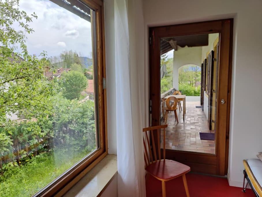 große Wohnung mit Dachterrasse - Housity