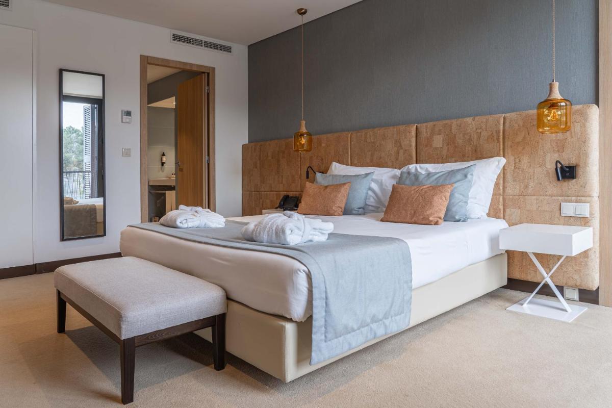 Uma cama ou camas num quarto em Pena Park Hotel