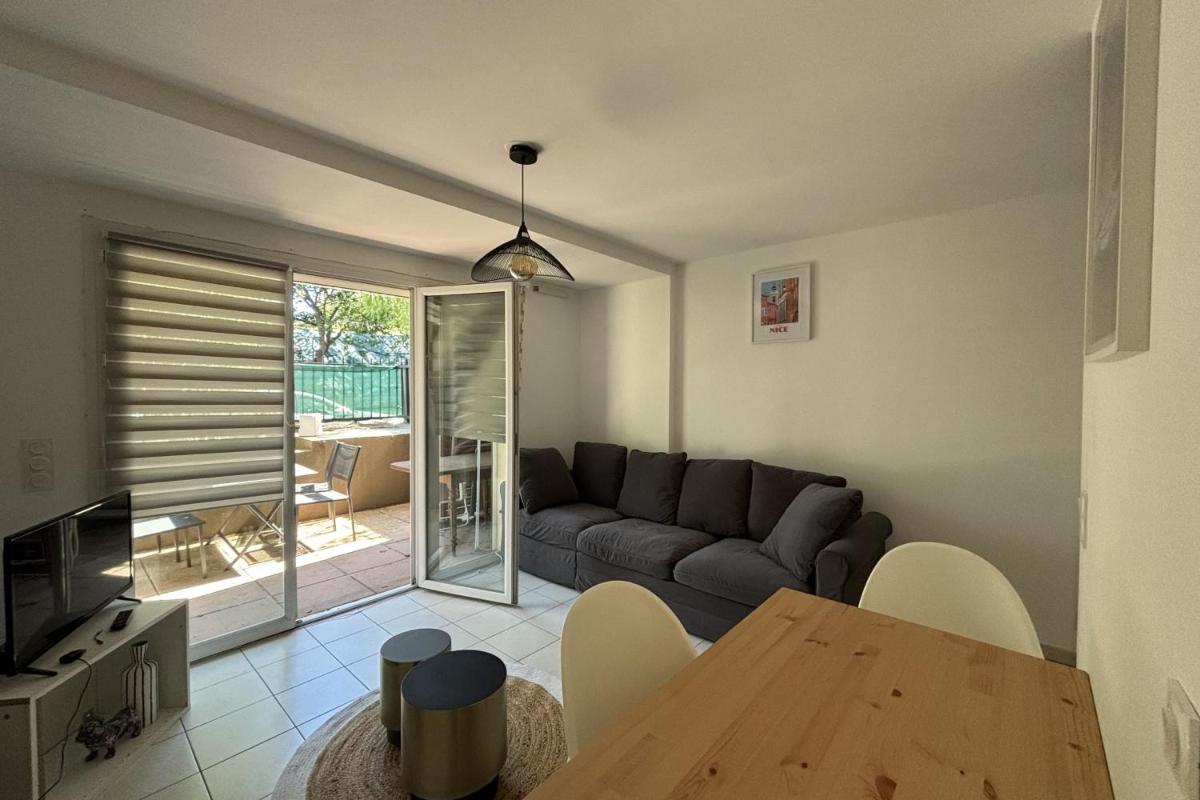 Apt In The City Center Residence With Pool - Housity