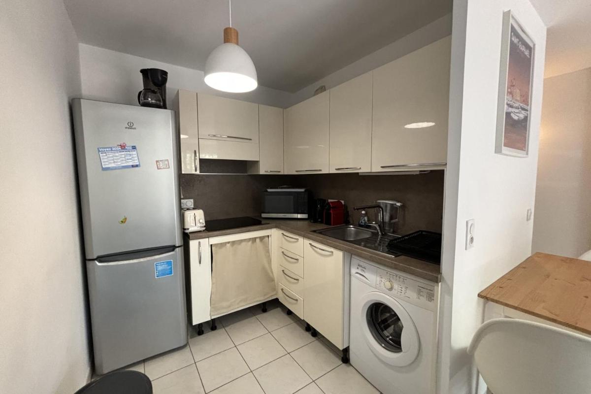 Apt In The City Center Residence With Pool - Housity