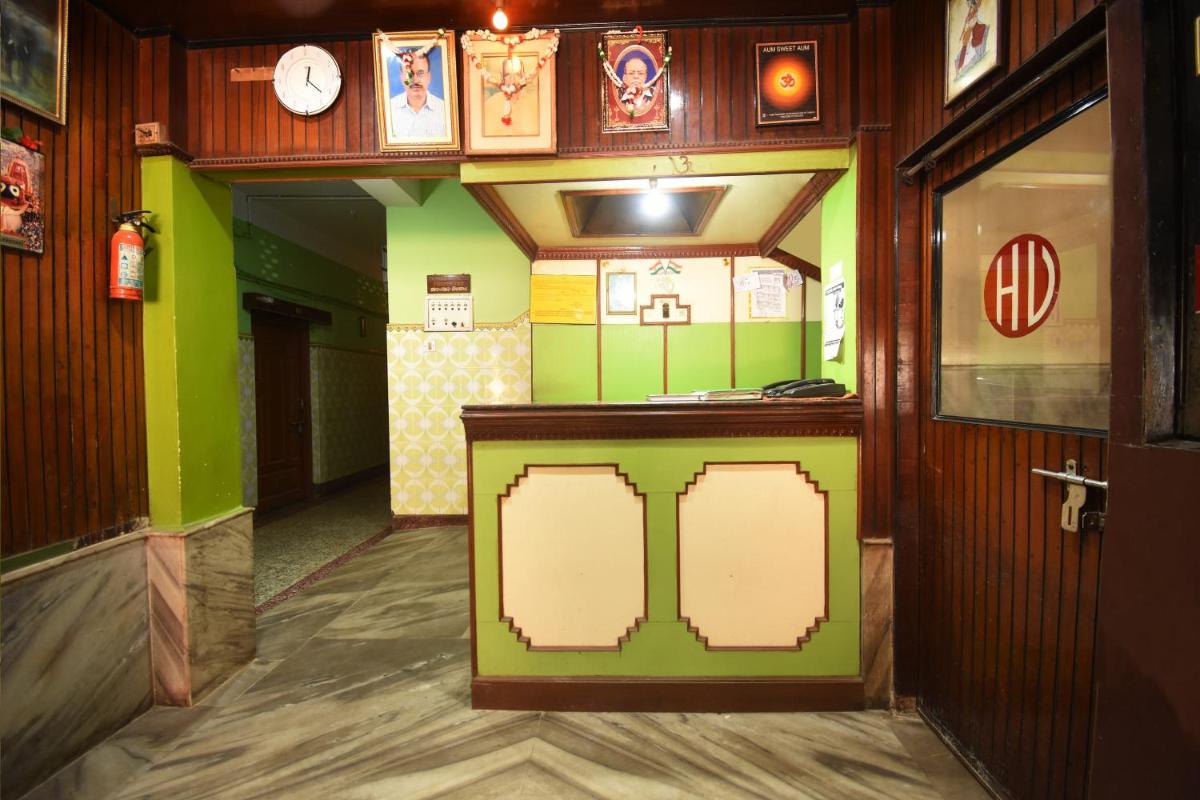 SPOT ON Hotel Vijaya - Housity