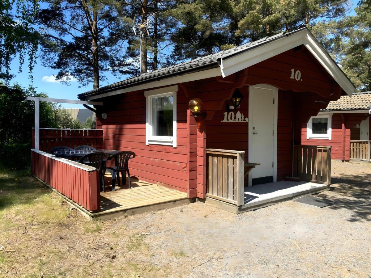Hyltena Stugby - Housity