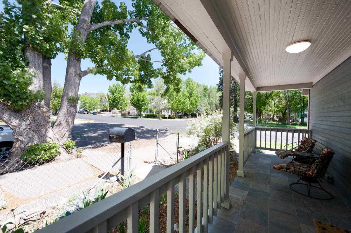 Downtown Cottage - Housity