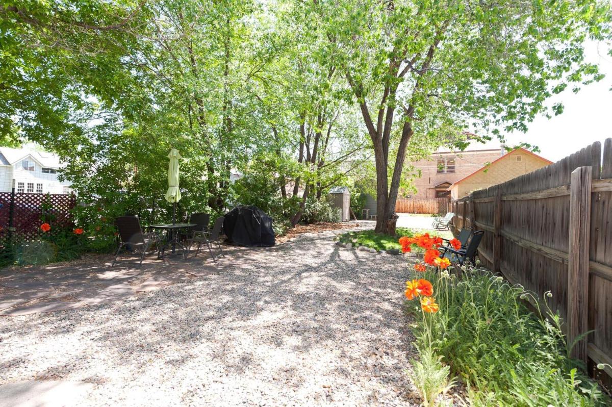 Downtown Cottage - Housity