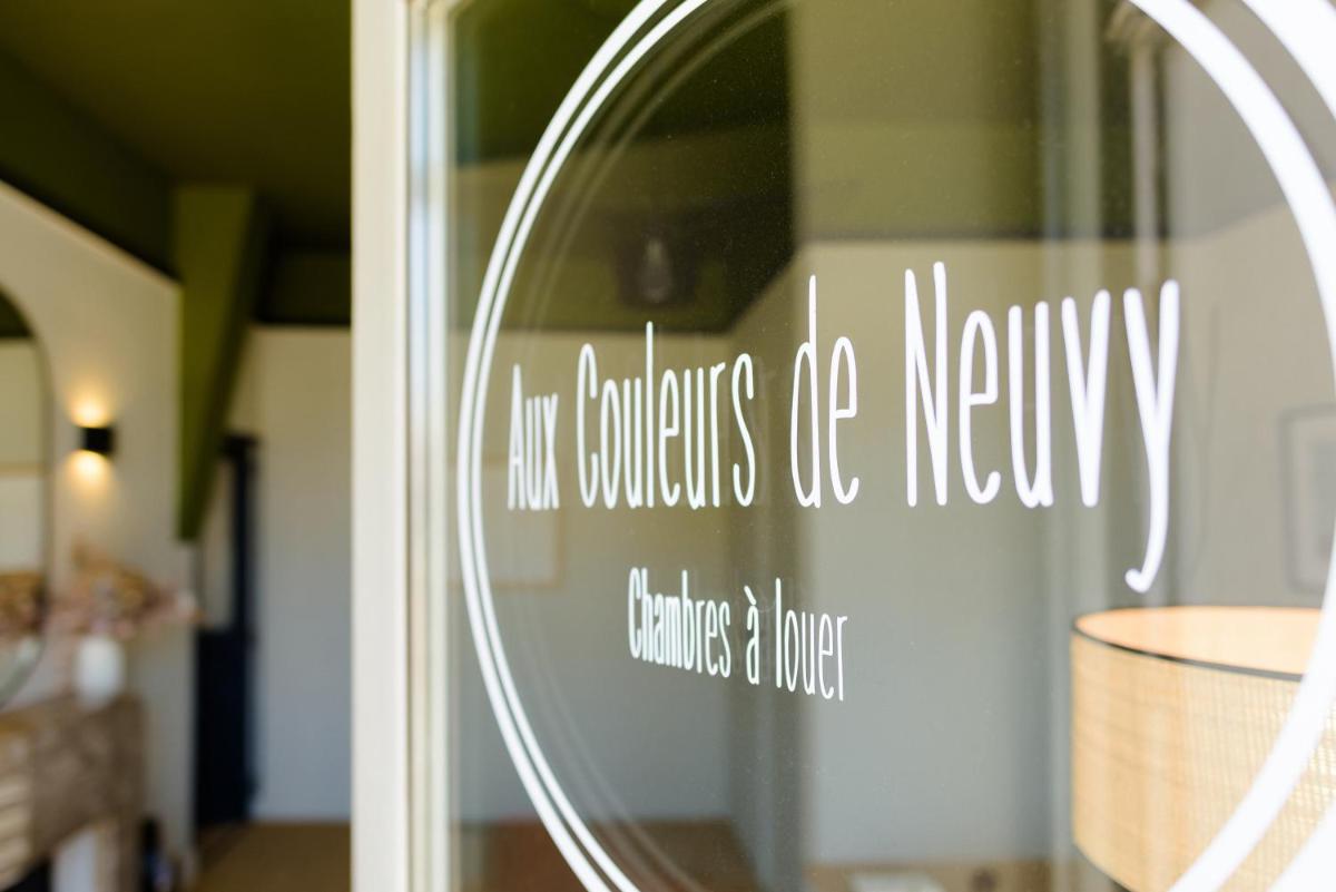 Aux Couleurs de Neuvy - Housity