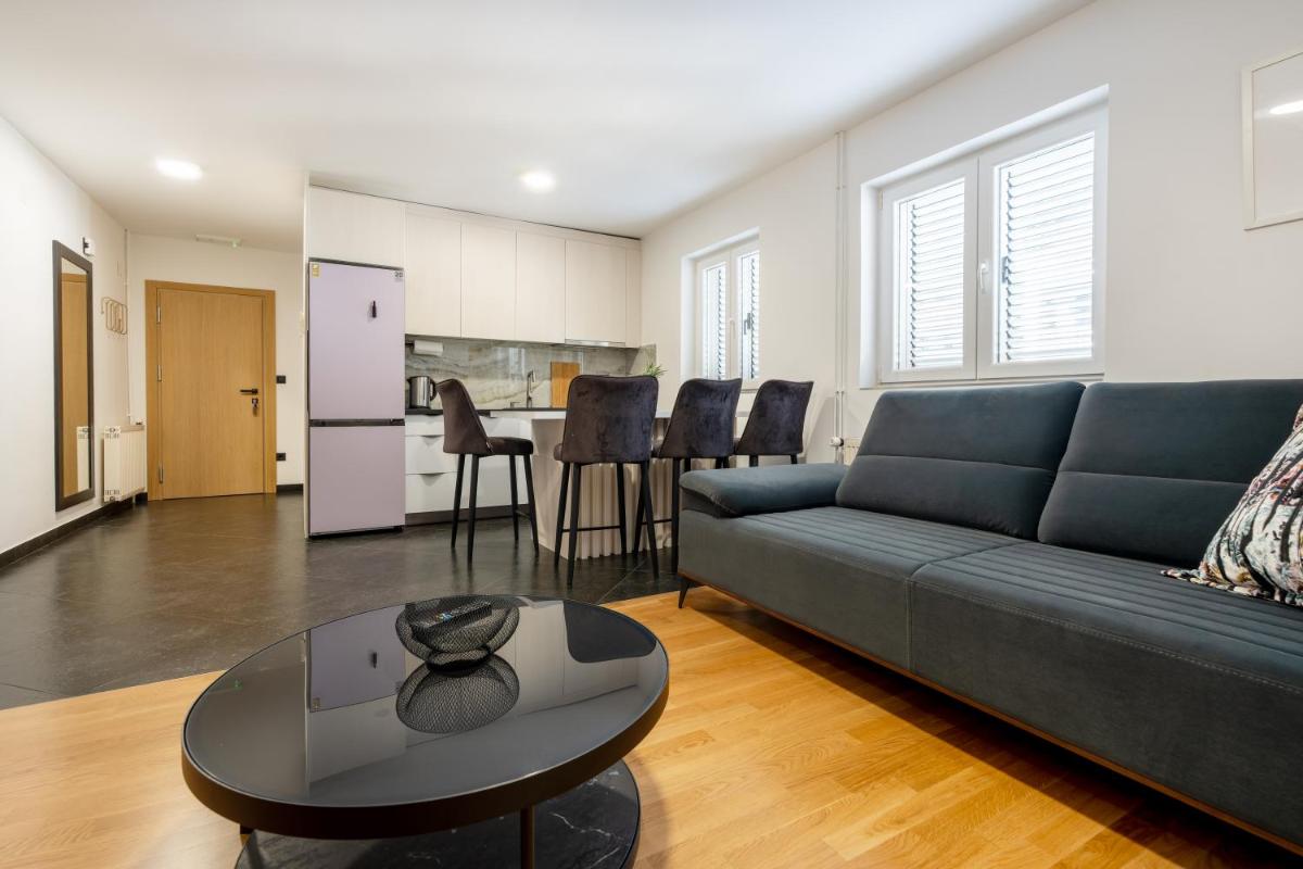 Villa Marina - Housity