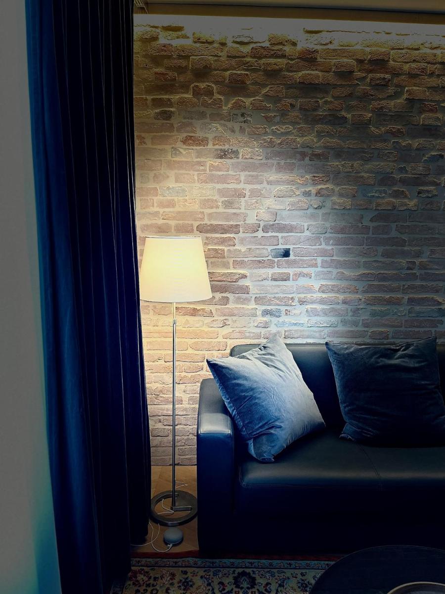 Suite Falier- Luminosa Venezia - Housity