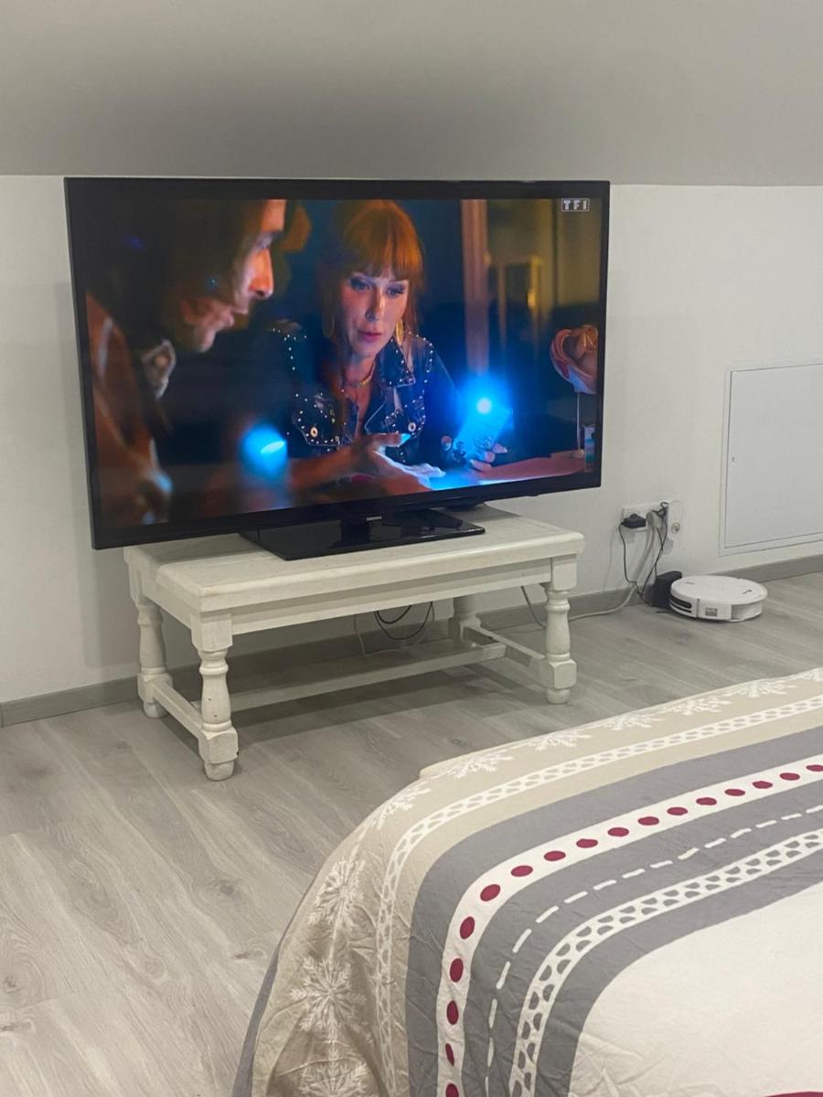 Chez Julie - Housity