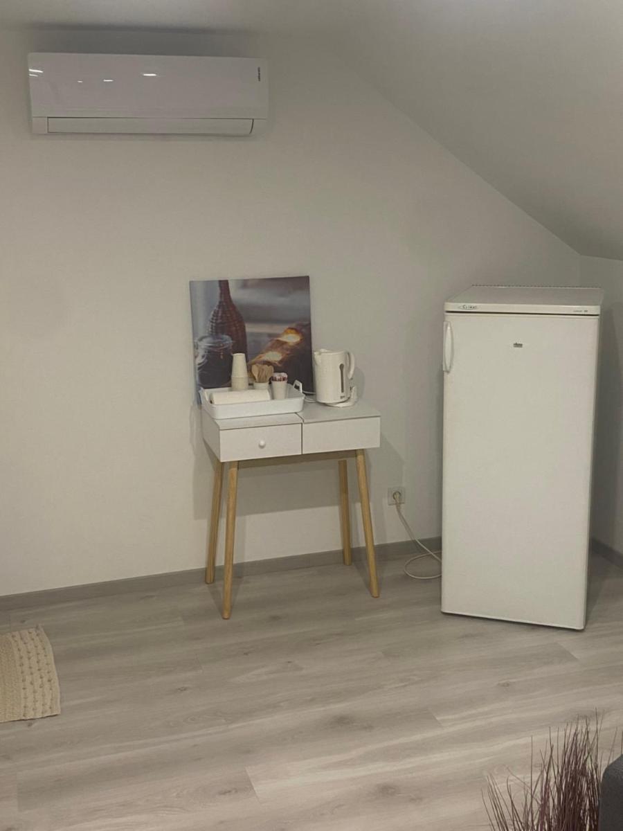 Chez Julie - Housity