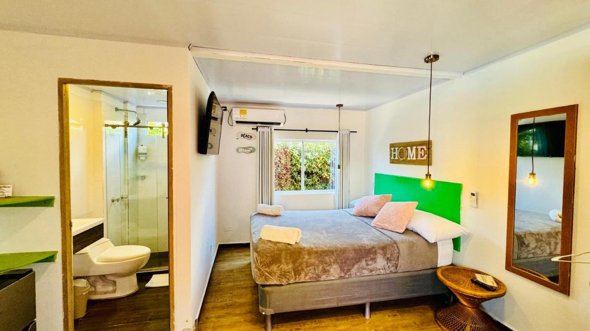 Be Happy Hotel - Housity