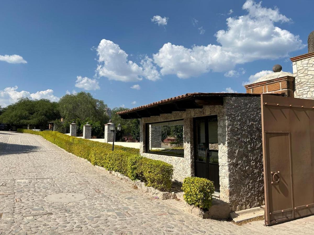 Cabañas, Suites y Habitaciones Rancho San Jorge - Housity