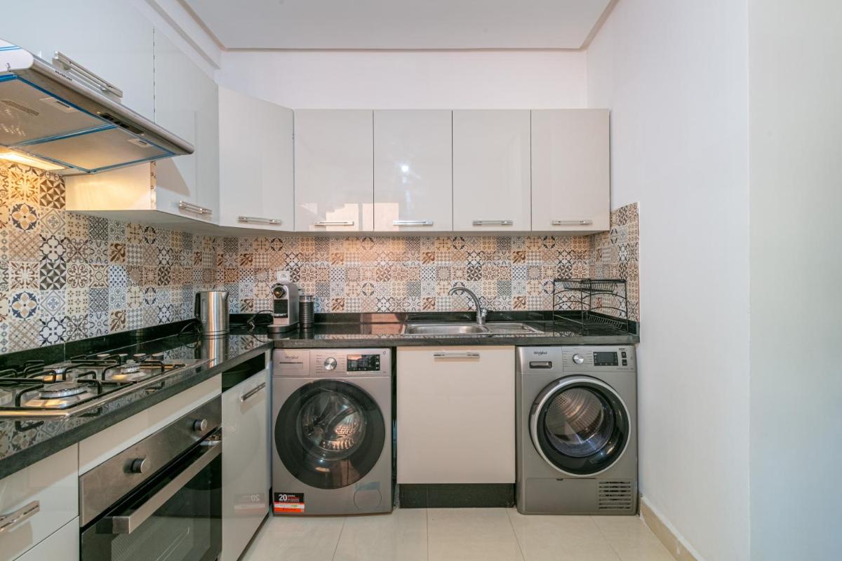 ZARI Jaouhara - Housity