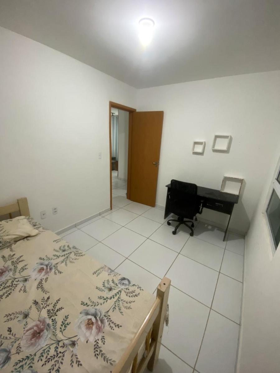 Apartamento 2 km da Vila Sítio São João Mobiliado - Housity