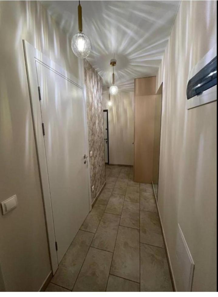 Здаються в оренду подобово АПАРТАМЕНТИ ZONEofCOMFORT-1 Поруч з центром міста, затишні та комфортні для проживання, як вдома - Housity