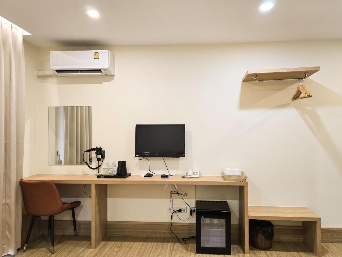 Douangchan Plaza Hotel - Hizvo