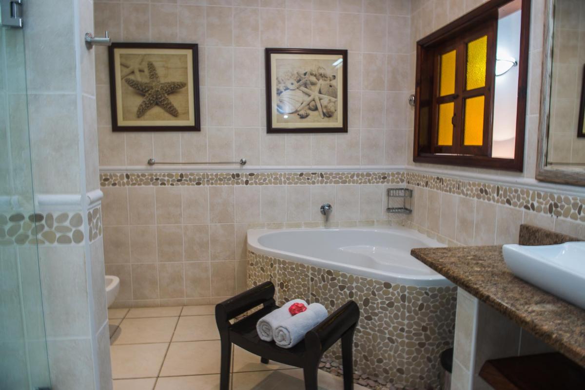 Suitetrails - Hotel Chateau St Cloud