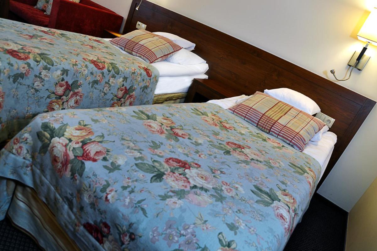 Ahotel - Housity