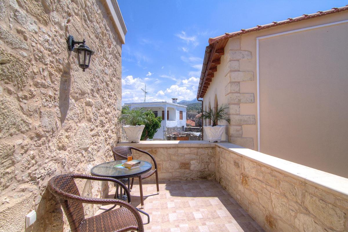 Askoutsi Manor, a Natural Tranquil Retreat, By ThinkVilla - Housity