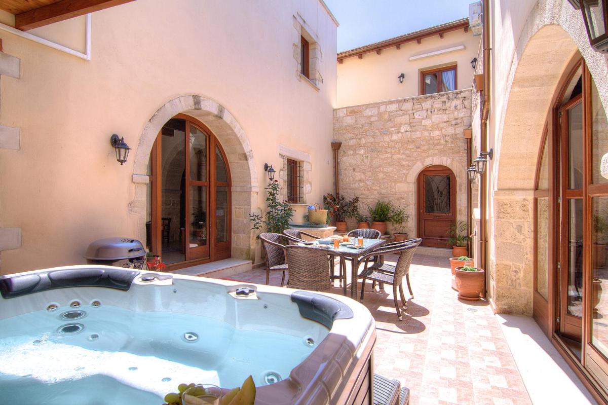 Askoutsi Manor, a Natural Tranquil Retreat, By ThinkVilla - Housity