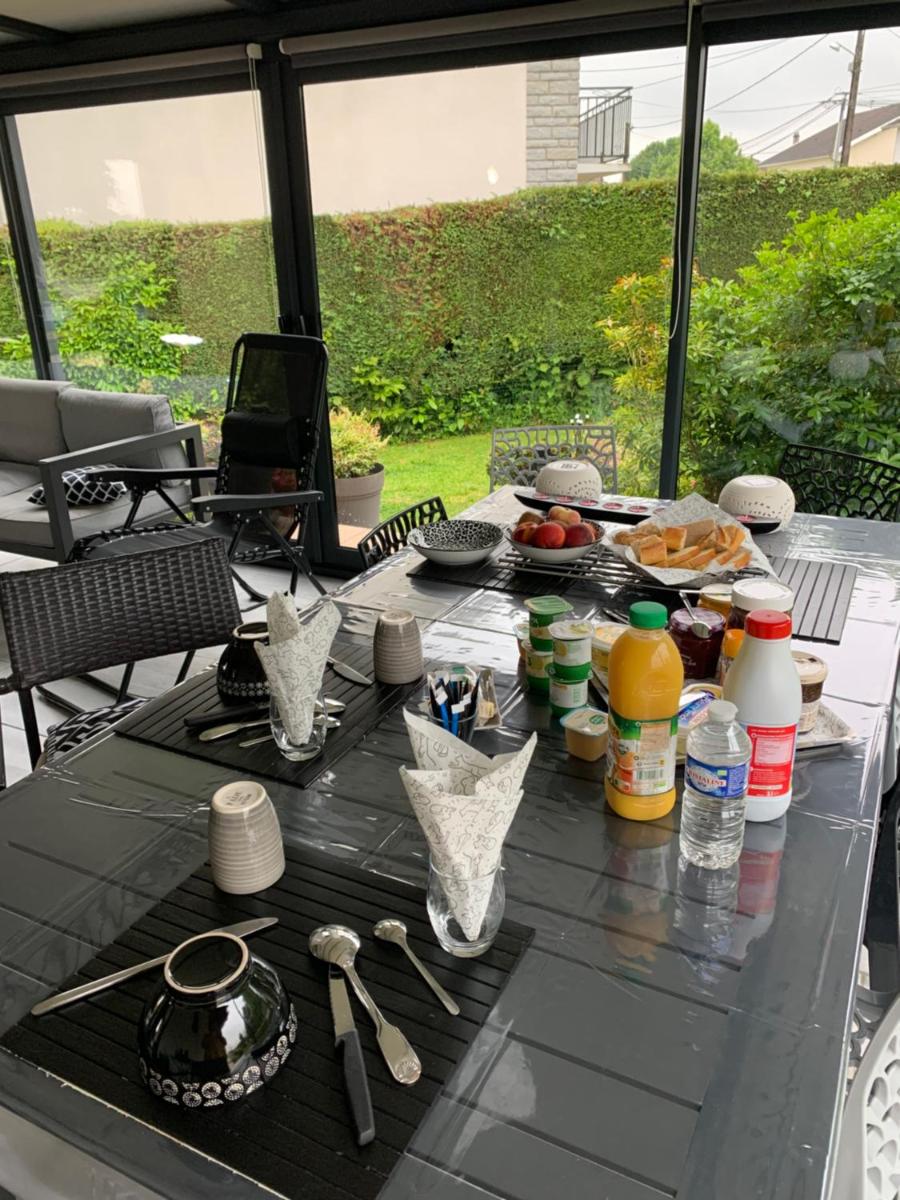 UNE AGREABLE CHAMBRE INDEPENDANTE - Housity