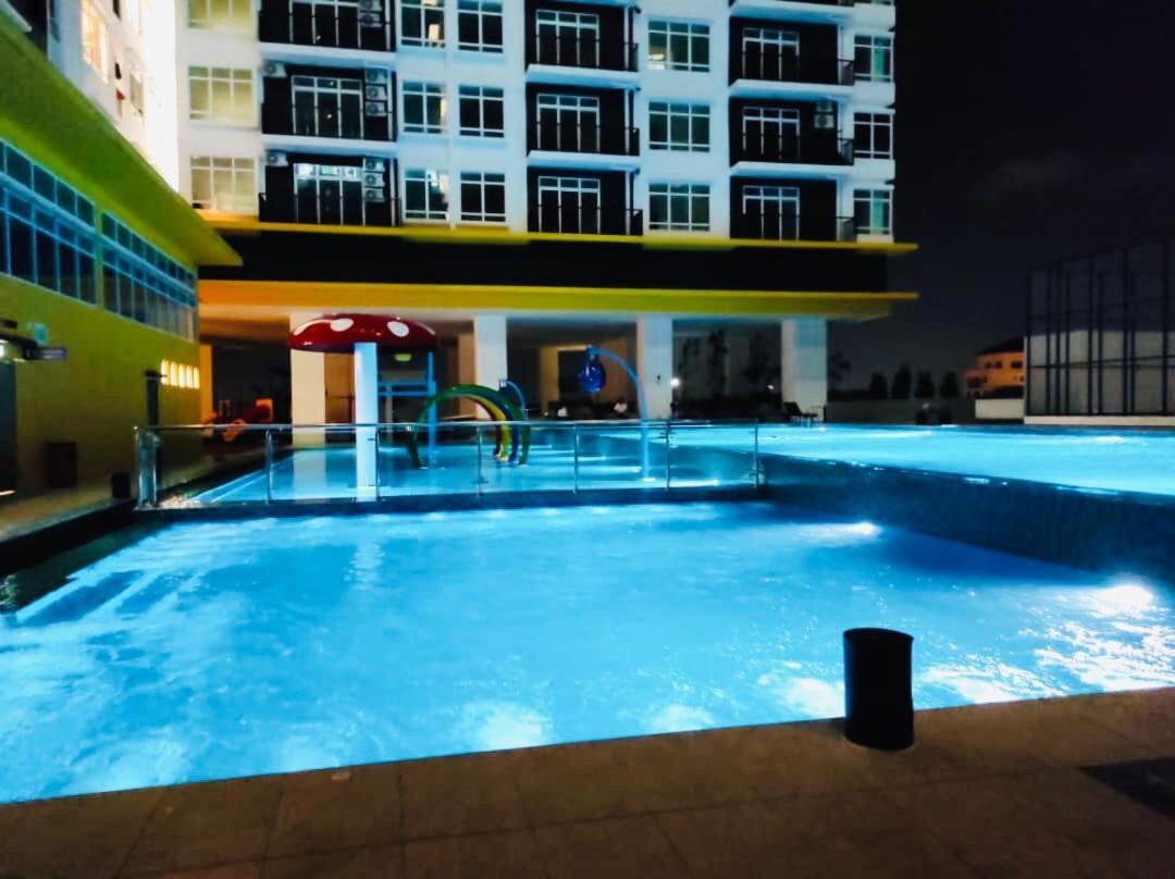 Novo 8 Residences & Suites AQUA Pool by Nestcove - Housity
