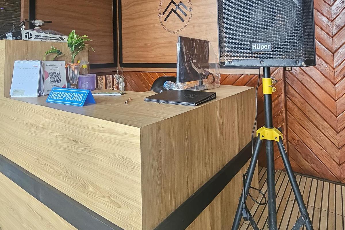 Bukit Senyum Residence Mitra RedDoorz - Housity