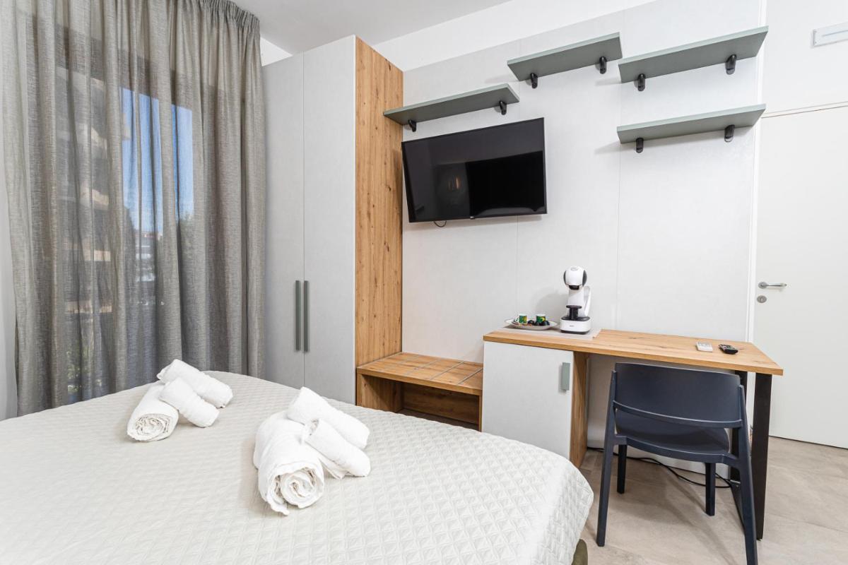 Gallo's City Rooms - Housity