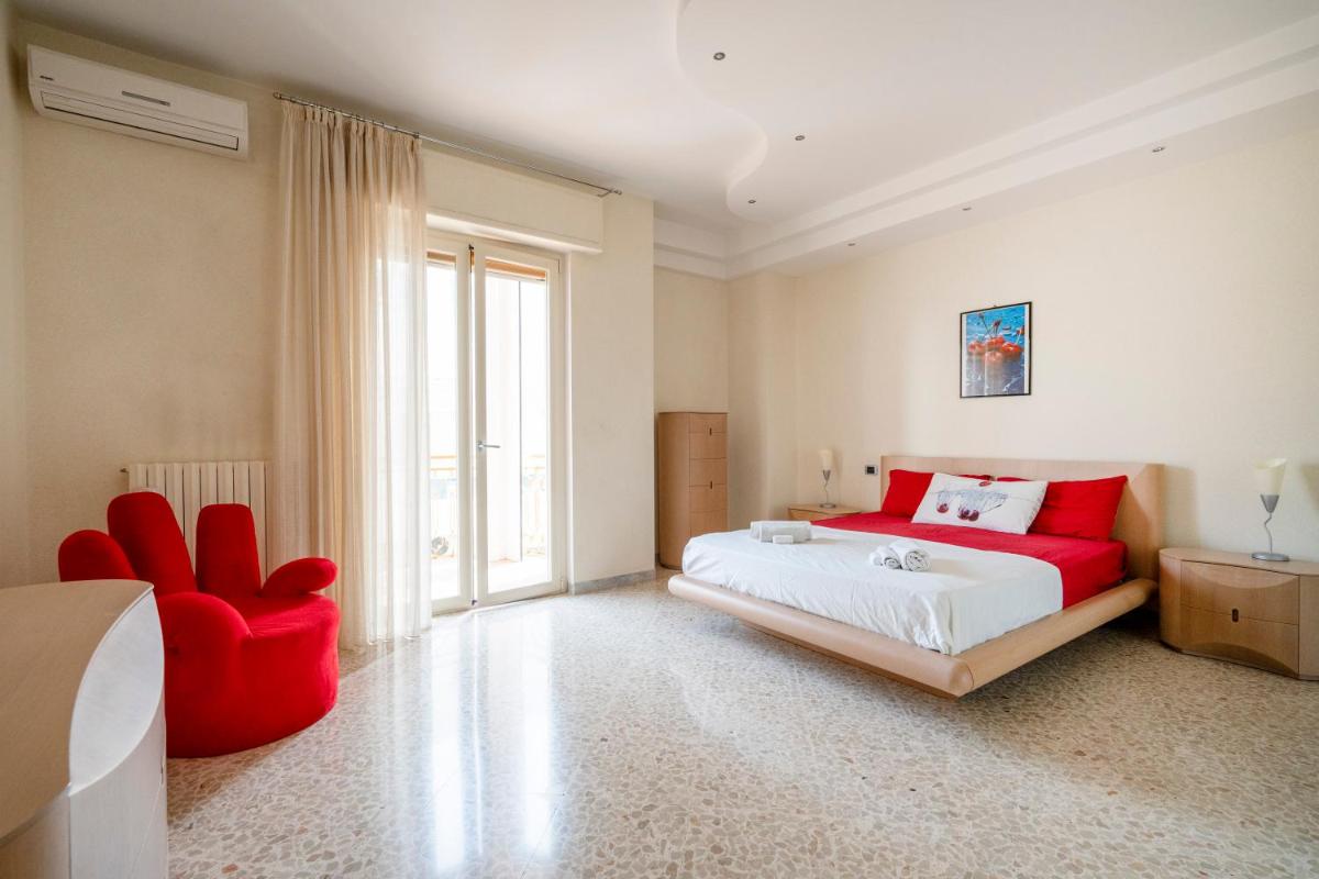 Cherry House - Housity