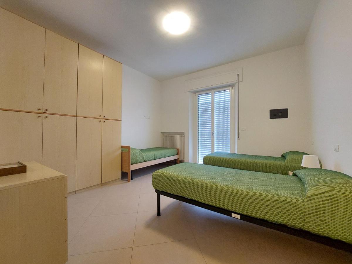 Appartamenti Cupramare - Housity