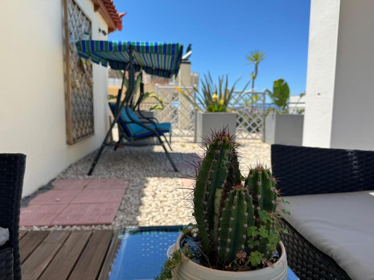 Rooftop 11 - Housity