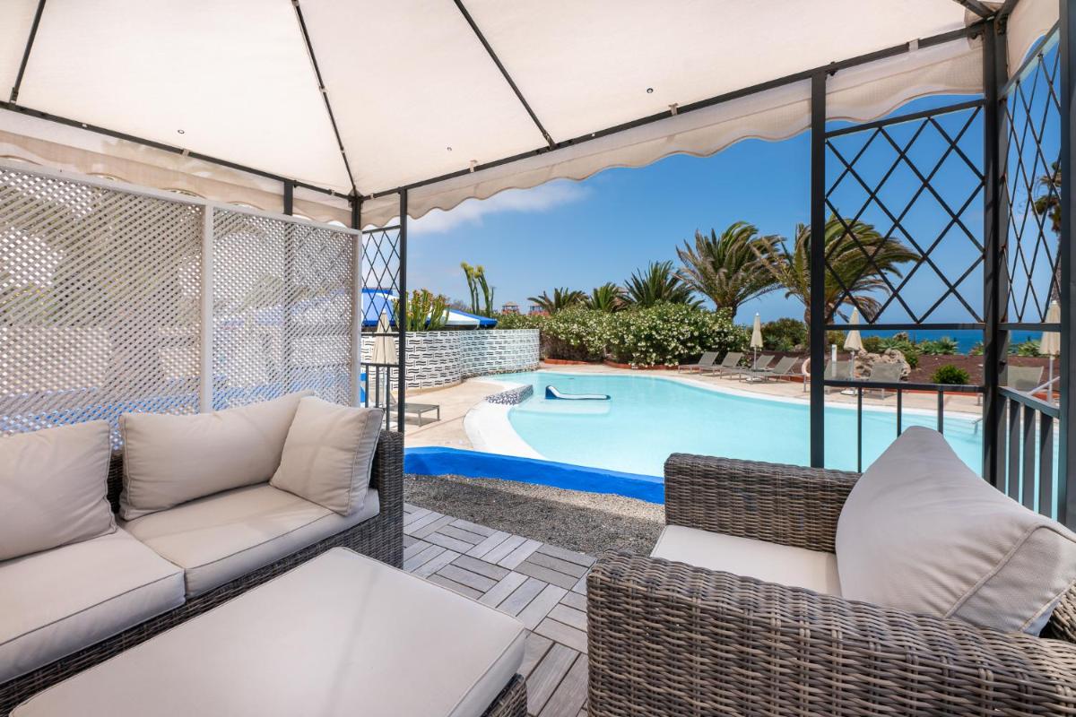 Piscina en o cerca de Hotel LIVVO Risco del Gato Suites