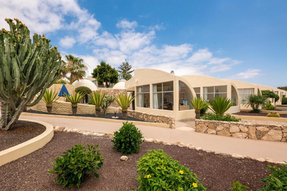 Jardín al aire libre en Hotel LIVVO Risco del Gato Suites